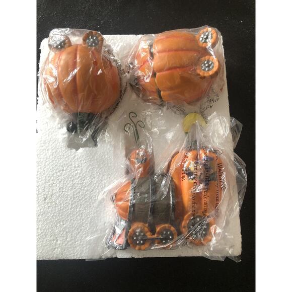 Oriental Trading Co Halloween Pumpkin Train With Box - Picture 3 of 8